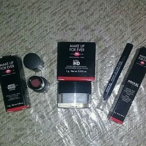 🔥💲⬇️🌟Make Up Forever Mini Trio💄